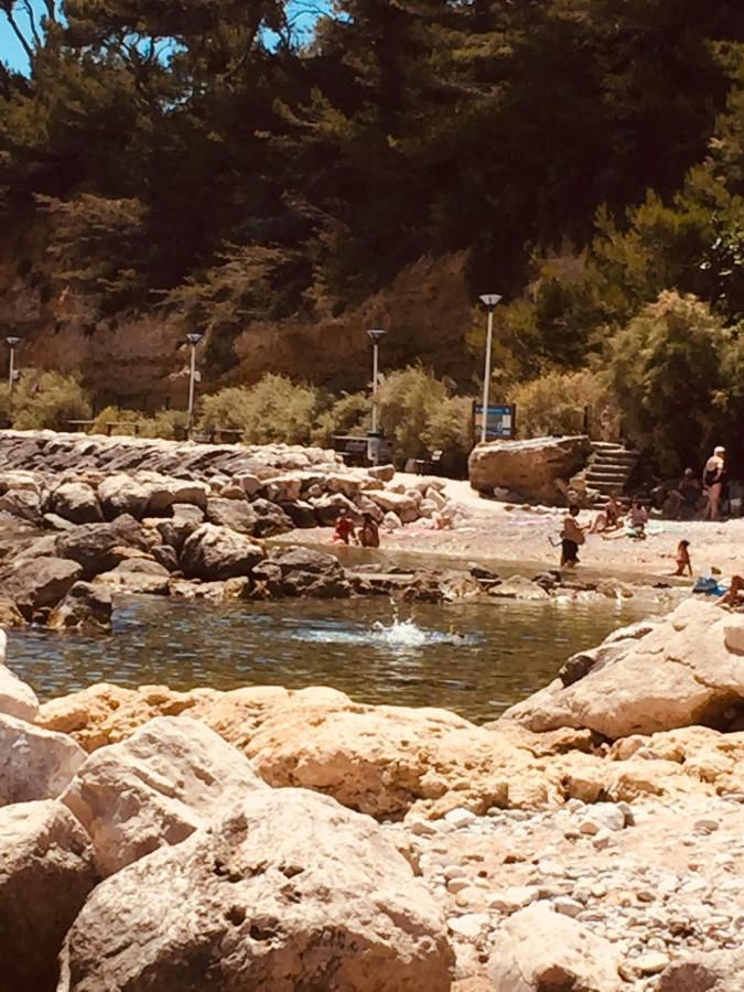 200M De La Plage ,3Mn Du Port A 50M Du Centre Ville Карри-ле-Руэ Экстерьер фото