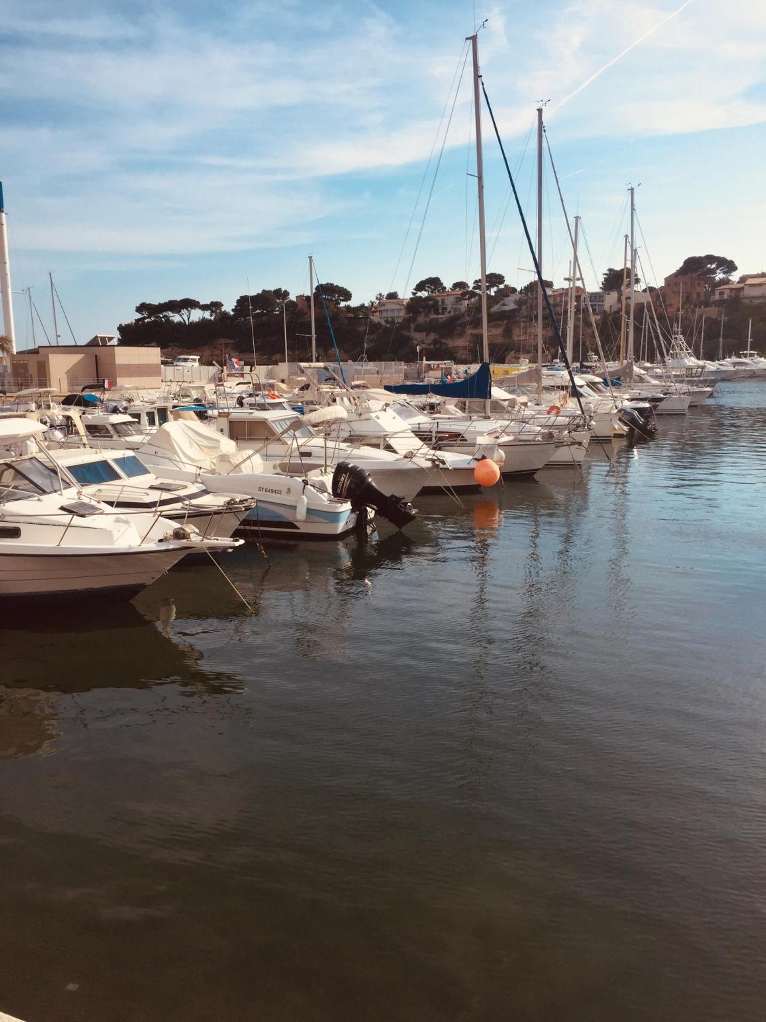 200M De La Plage ,3Mn Du Port A 50M Du Centre Ville Карри-ле-Руэ Экстерьер фото